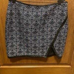 Express Black and Blue Textured Skirt